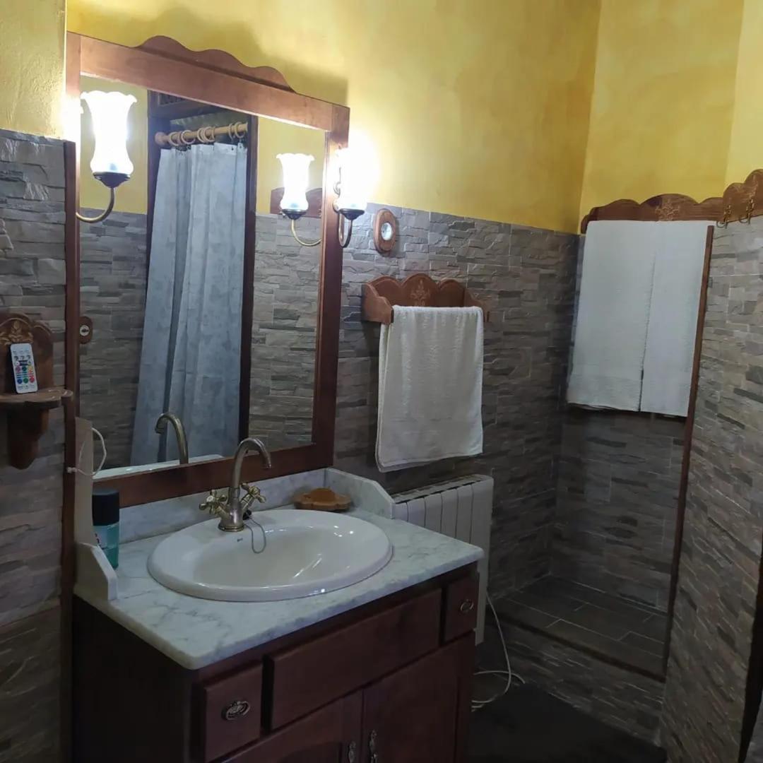 Casa Rural Contramarea Alojamiento Tomillo Almonacid de Zorita Exterior foto